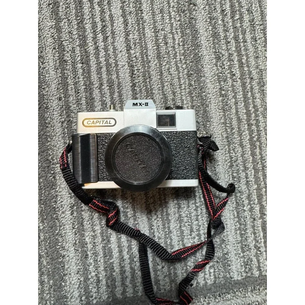 vintage Capital MX-II 35mm film camera with case